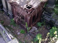 02. A déli oldal mauzóleumai és falsírboltjai